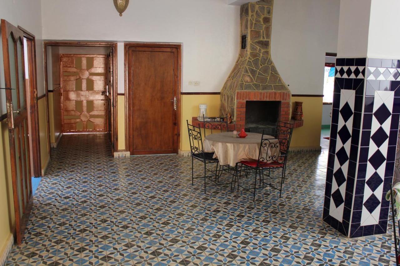 Kasbah Lucas Hostel Akhendachou n'Ait Ouffi Екстериор снимка