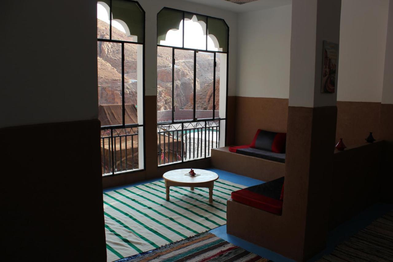 Kasbah Lucas Hostel Akhendachou n'Ait Ouffi Екстериор снимка