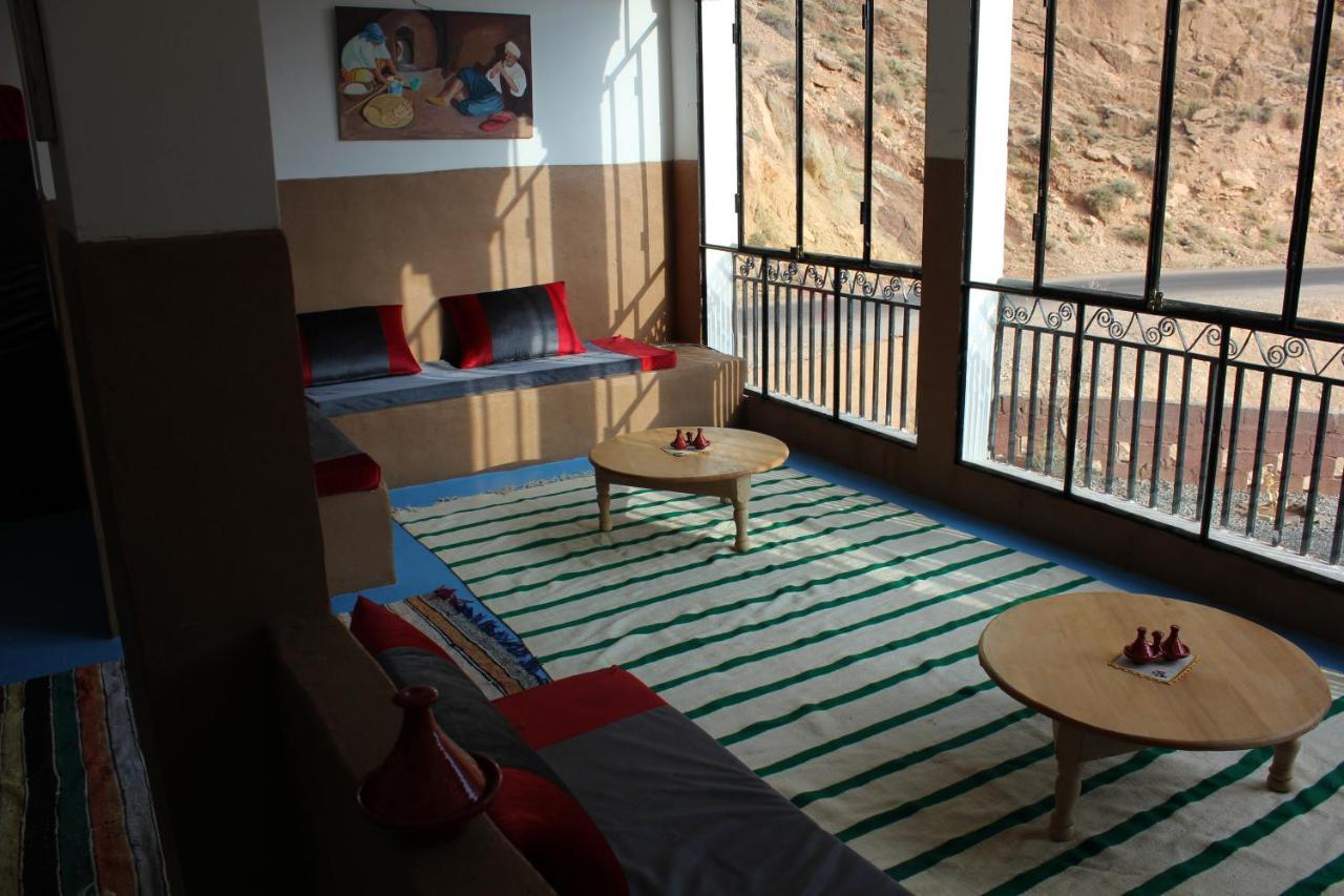 Kasbah Lucas Hostel Akhendachou n'Ait Ouffi Екстериор снимка