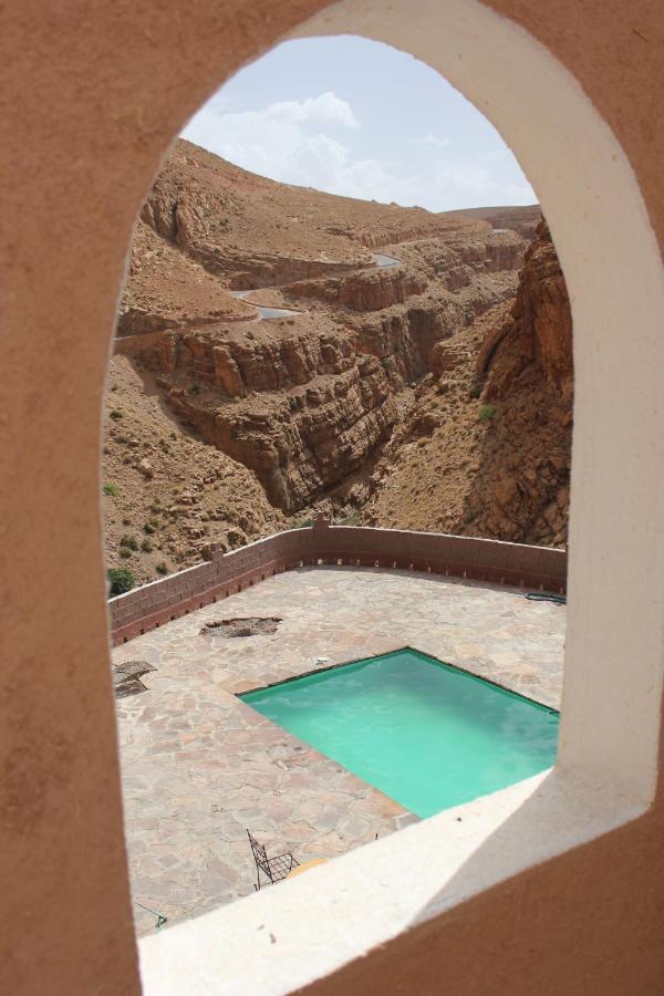 Kasbah Lucas Hostel Akhendachou n'Ait Ouffi Екстериор снимка